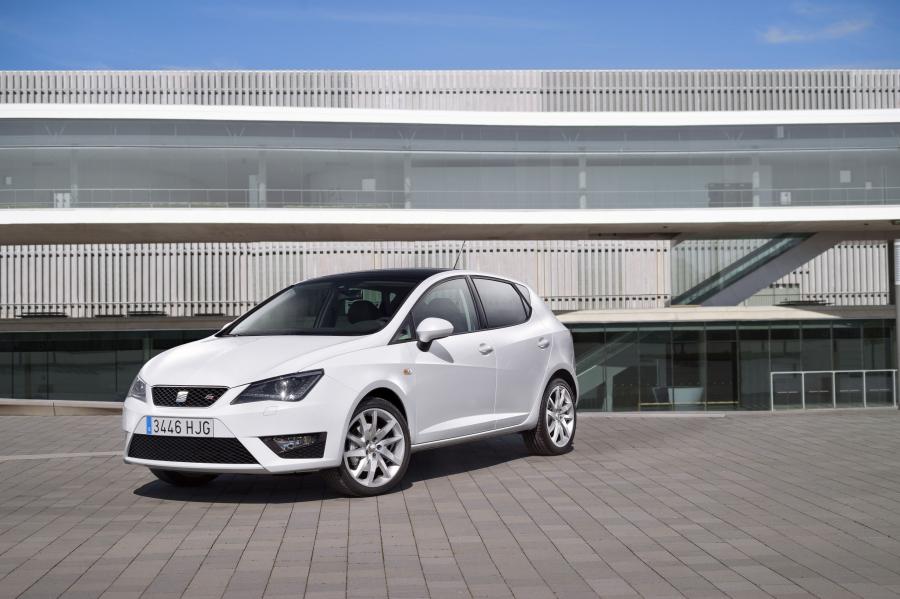  Seat Ibiza FR 2012 года  (фото 8 из 22)
